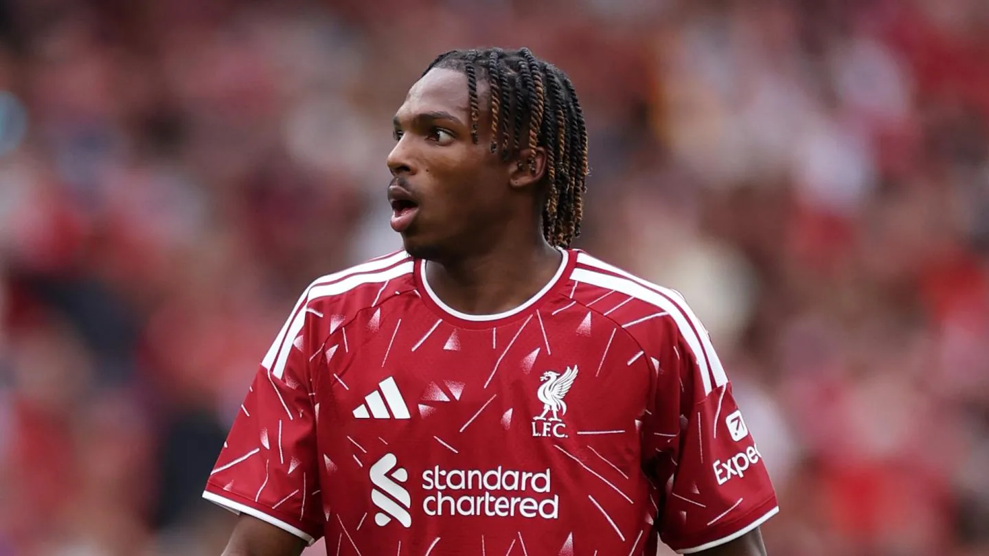 Late Szoboszlai penalty rescues point for Liverpool at Newcastle