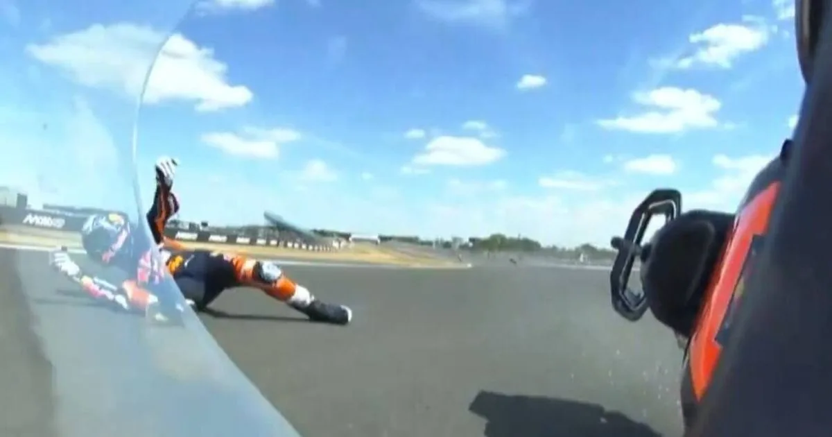 Bezzecchi annihilates Silverstone lap record for P1 on Friday