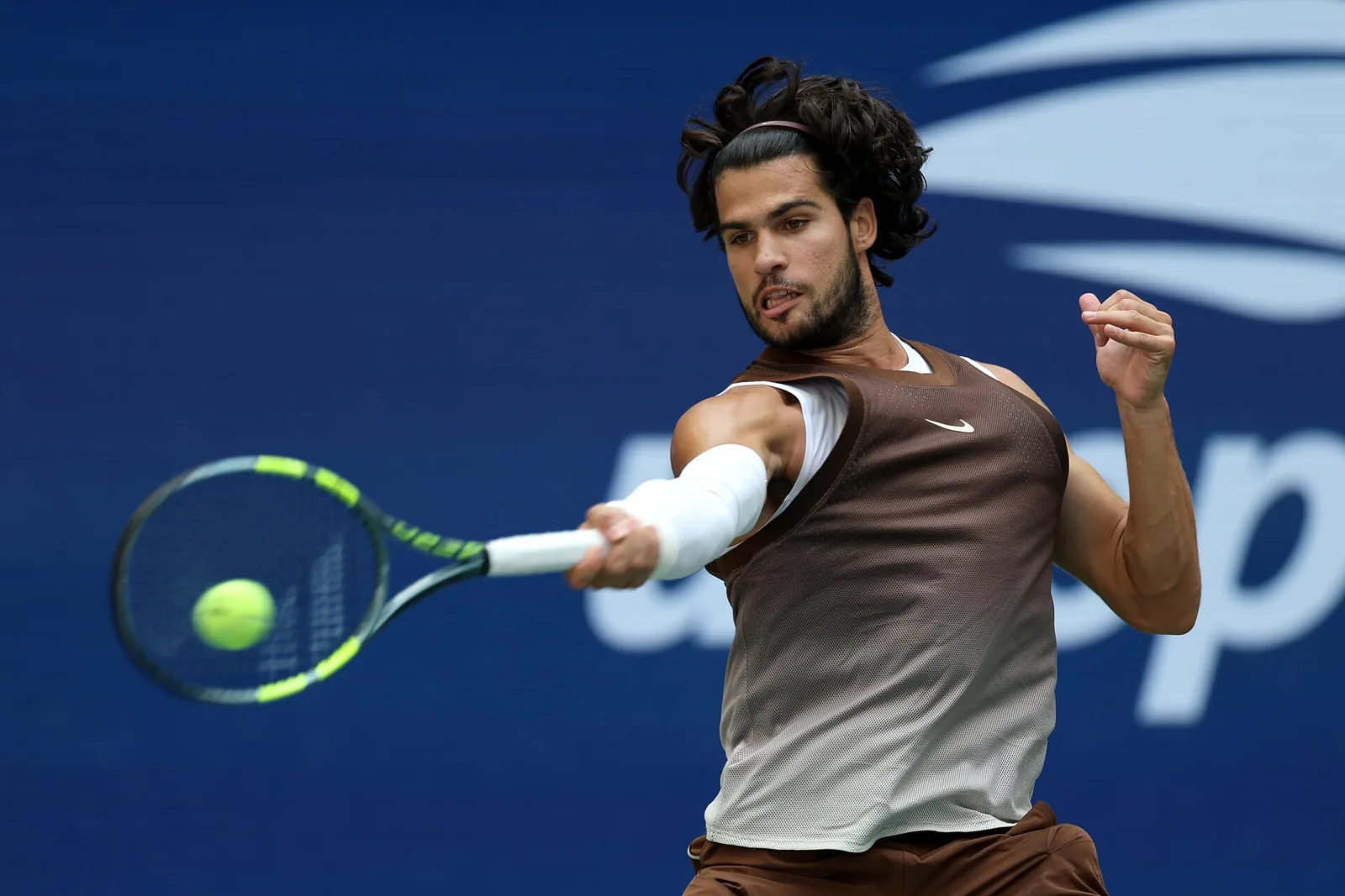 Alcaraz, Sabalenka into US Open last 16; Williams sisters lose